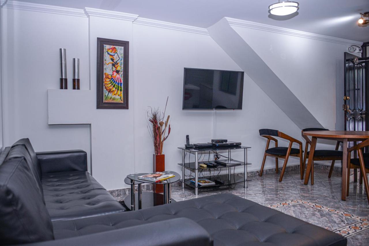 Apartment Carrera 301 Medellín Eksteriør bilde
