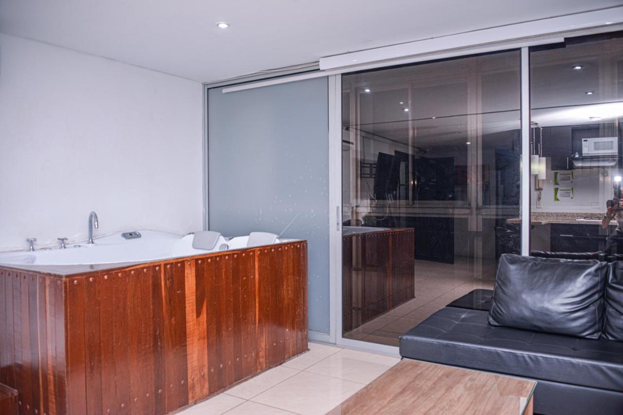 Apartment Carrera 301 Medellín Eksteriør bilde