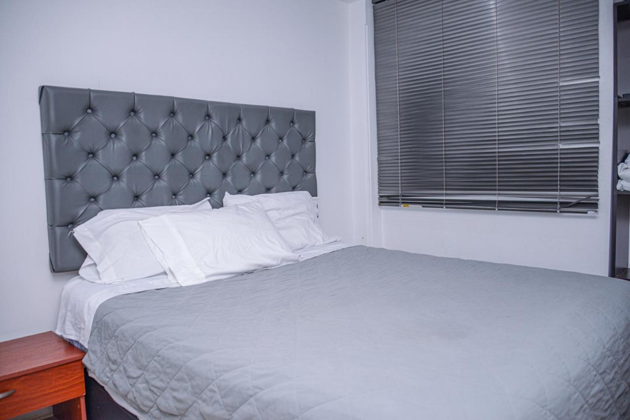 Apartment Carrera 301 Medellín Eksteriør bilde